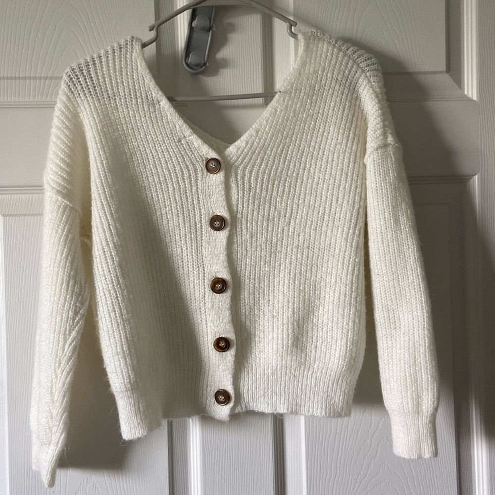 Women’s sweater